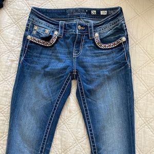 Miss Me low-rise bootcut jeans SZ 26